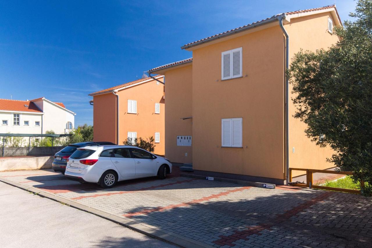 Apartments Bella Vista Krk Town Esterno foto